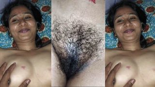 Tamil Beautiful Young Girl Boobs and Hairy Pussy Sex Clips